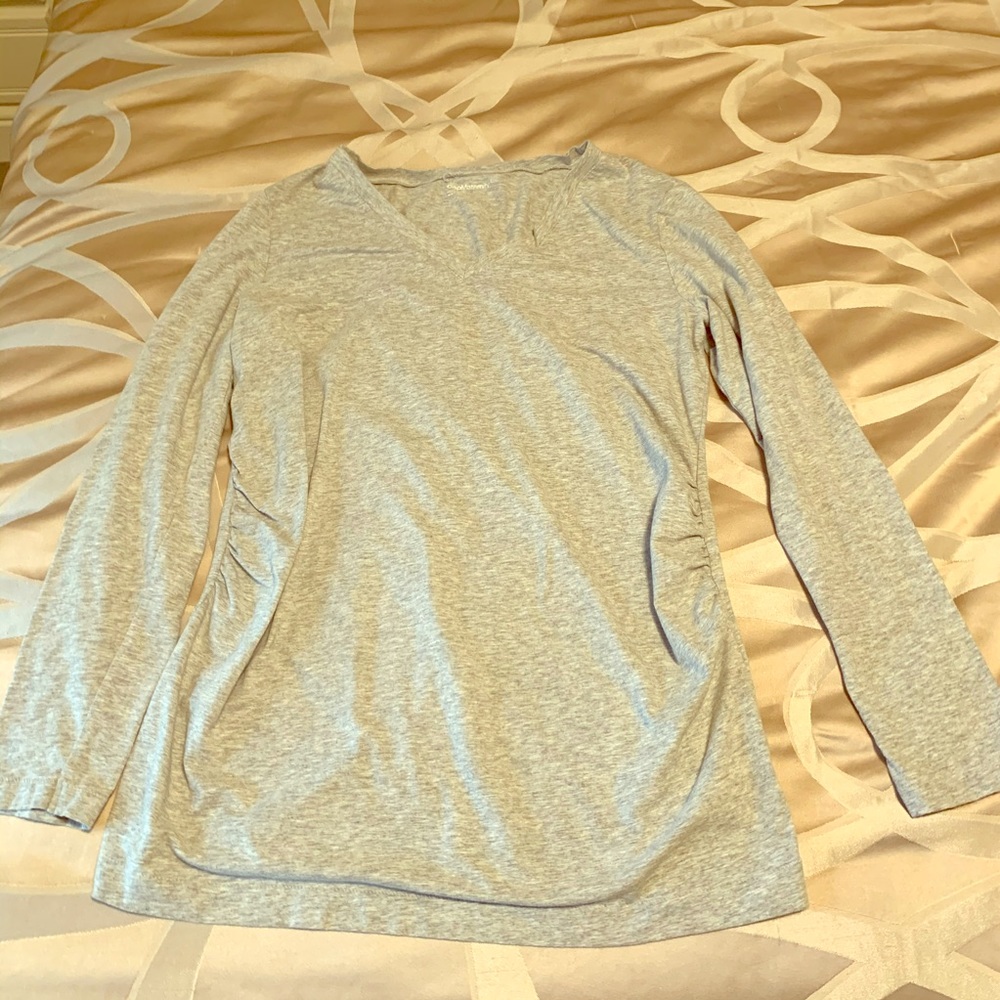 Gap Maternity V Neck Long Sleeve T-Shirt